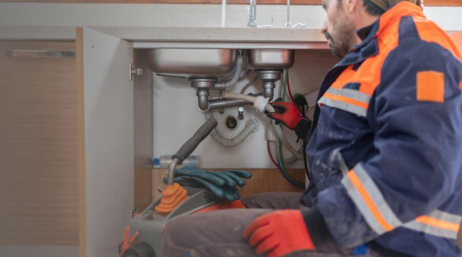 Professional slab leak plumber services in Green Bay, WI